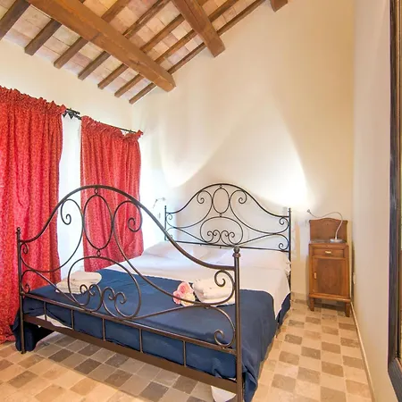Charming In Near Village Appartement