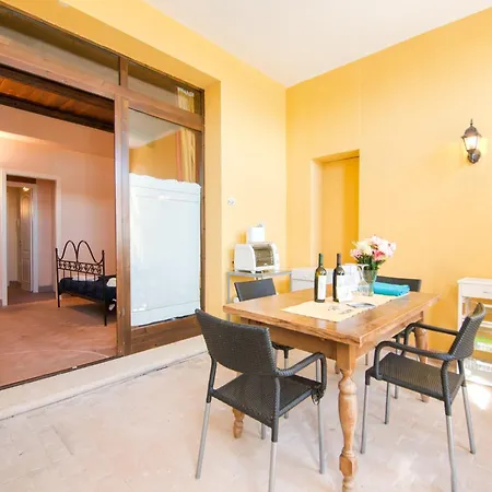 Appartement Charming In Near Village *