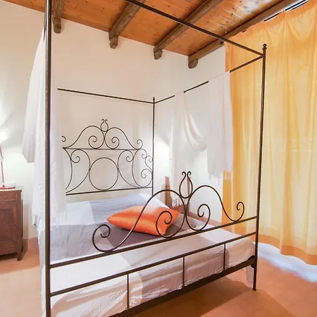 Charming In Near Village *