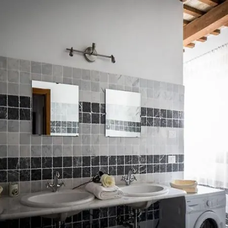 Charming In Near Village Appartement Ascoli Piceno