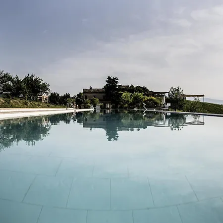 Charming In Near Village *