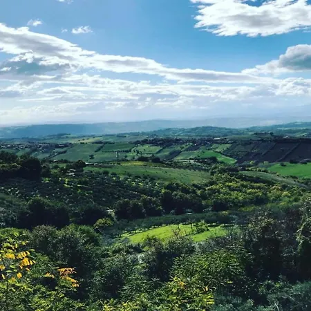 Charming In Near Village Ascoli Piceno