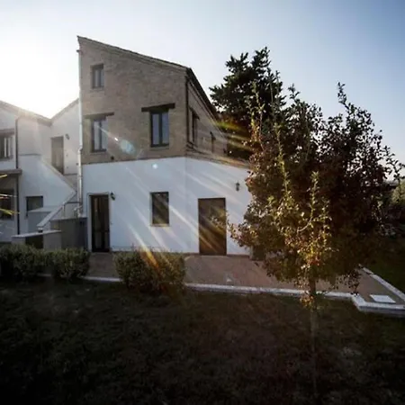 Charming In Near Village Ascoli Piceno