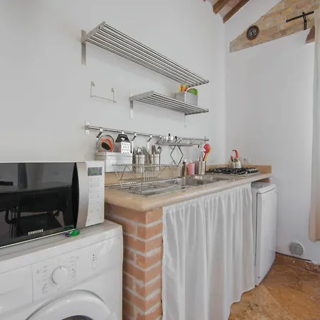 Charming In Near Village Daire *