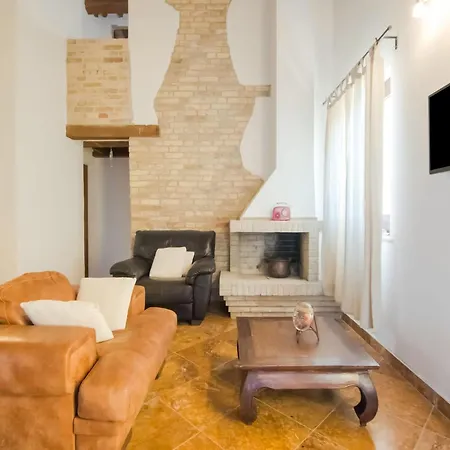 Daire Charming In Near Village