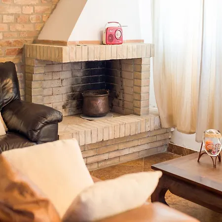 Daire Charming In Near Village