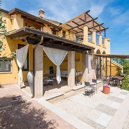 Daire Charming In Near Village Ascoli Piceno