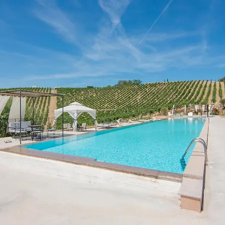 Charming In Near Village Daire *