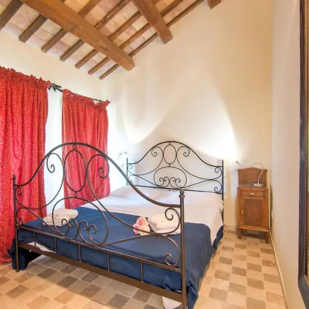 Daire Charming In Near Village *